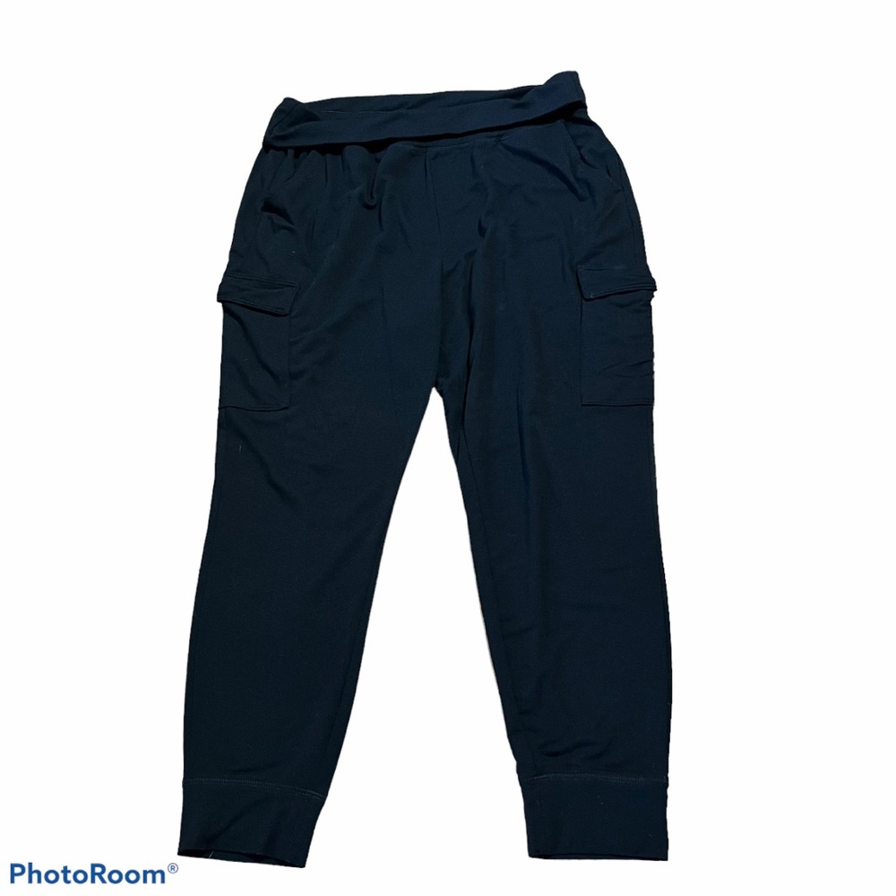 NWOT • Old Navy Active Cargo Pants